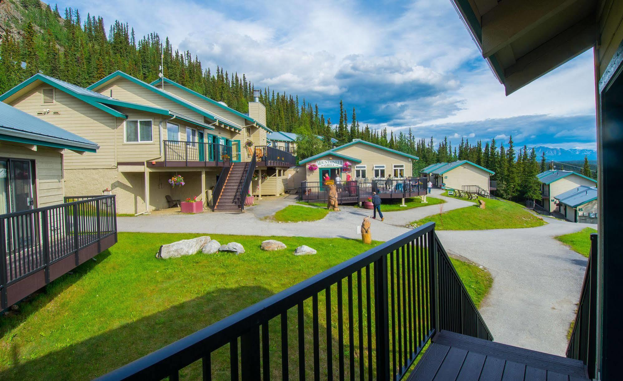 Denali Bluffs Hotel Denali Park Bagian luar foto